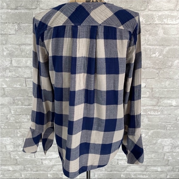 Cloth & Stone Plaid Tie Top - Picture 3 of 7